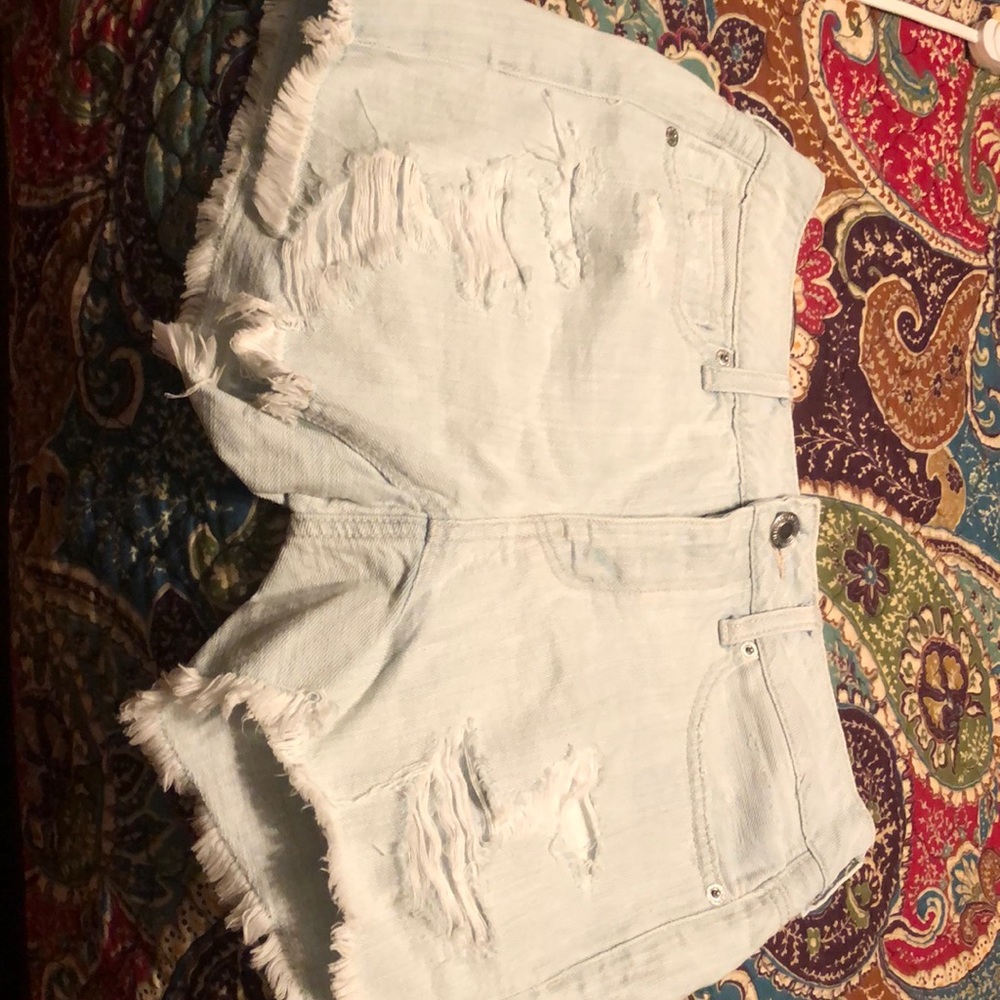 American eagle destroyed shorts. With Tags!